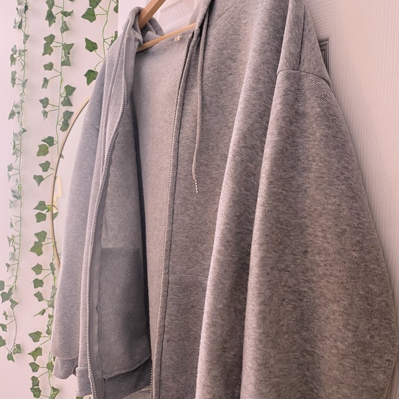 grey zip up hoodie - Picture 1 of 2